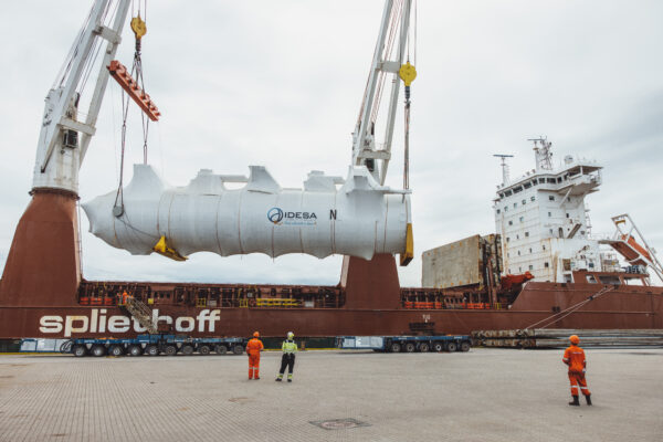 Arrival of CO2 storage tanks Phase 2. Photo by Ruben Soltvedt.